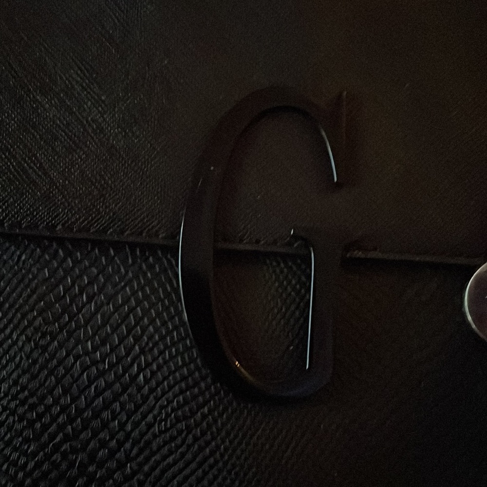 Guess handbag with defects - Picture 4 of 7